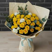 Букет цветов из:  Розы в Искре Курской области