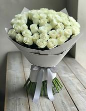 Букет 35 Белых роз в Искре Курской области