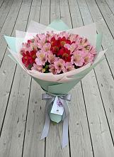 Букет цветов из:  Альстромерии #REPLACE_PRED# Искре Курской области