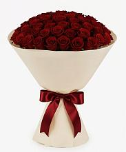 Букет 101 Бордовая роза Блэк Бакарра в Искре Курской области