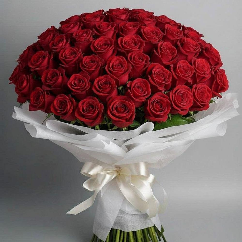 Букет 101 Красная роза Блэк Мэджик в Искре Курской области
