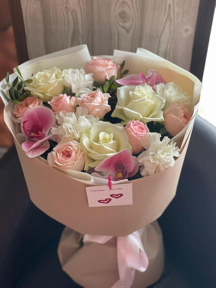 Букет цветов из: Орхидеи, Розы и Гвоздики в Искре Курской области