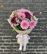 Букет цветов из:  Герберы и Хризантемы в Искре Курской области