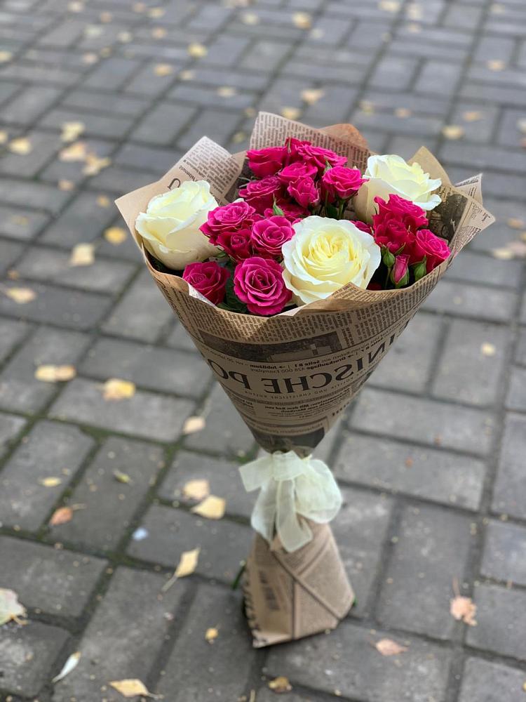 Букет цветов из: Розы в Искре Курской области