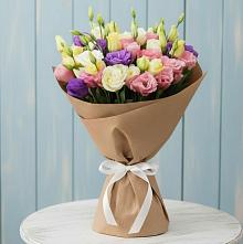 Букет цветов из:  Лизиантусы в Искре Курской области