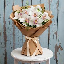 Букет цветов из:  Орхидеи и Розы в Искре Курской области